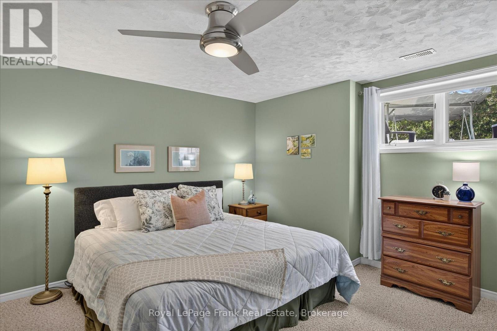 64 ISLAND BAY DRIVE - Image 29