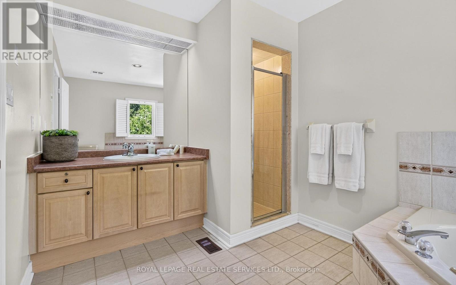108 SWEET WATER CRESCENT - 38