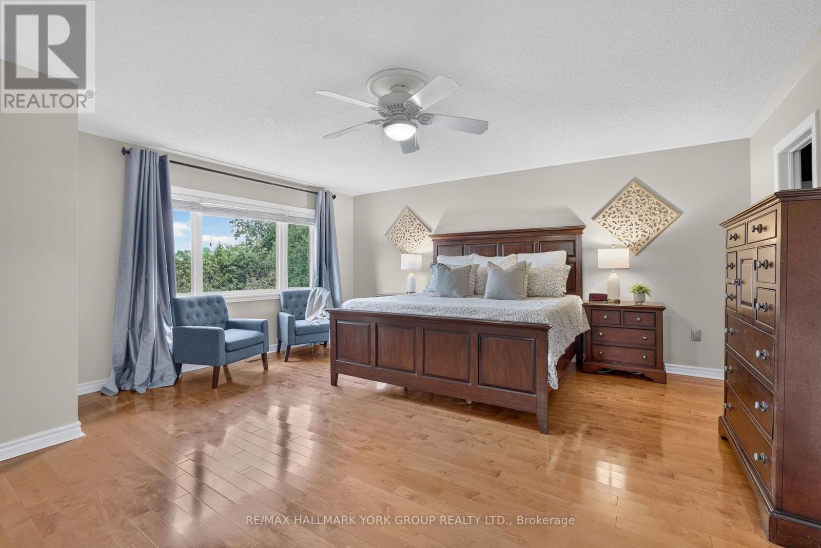 669 KINGSMERE AVENUE - 10