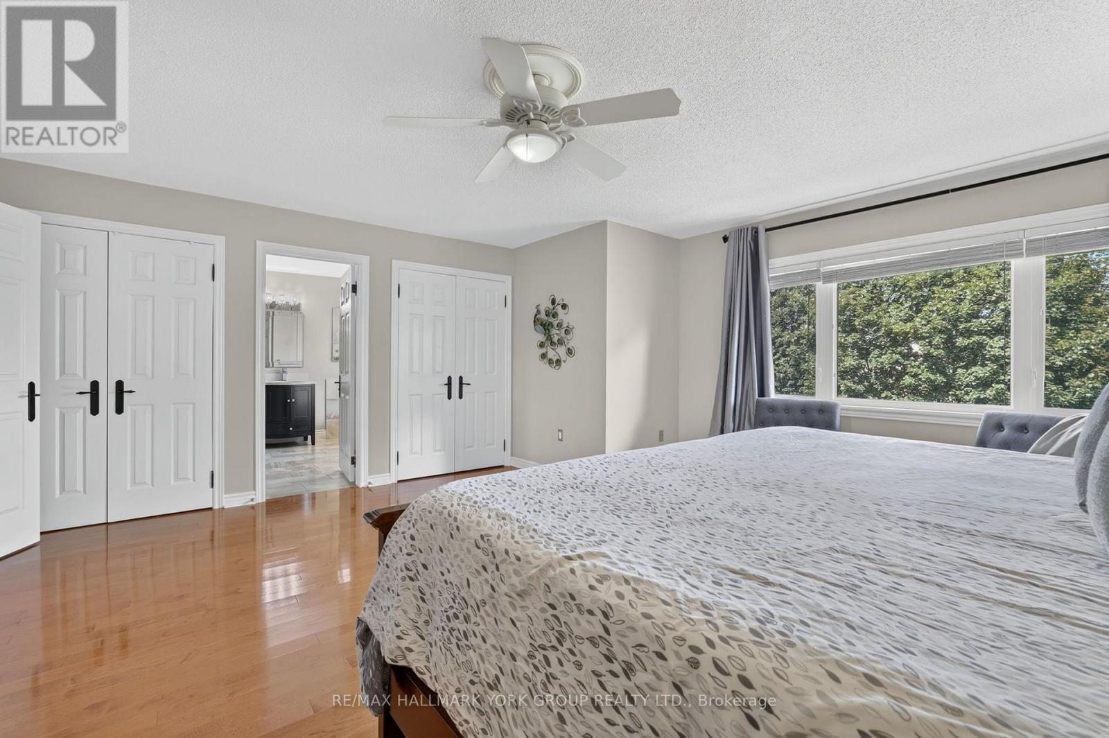 669 KINGSMERE AVENUE - 11