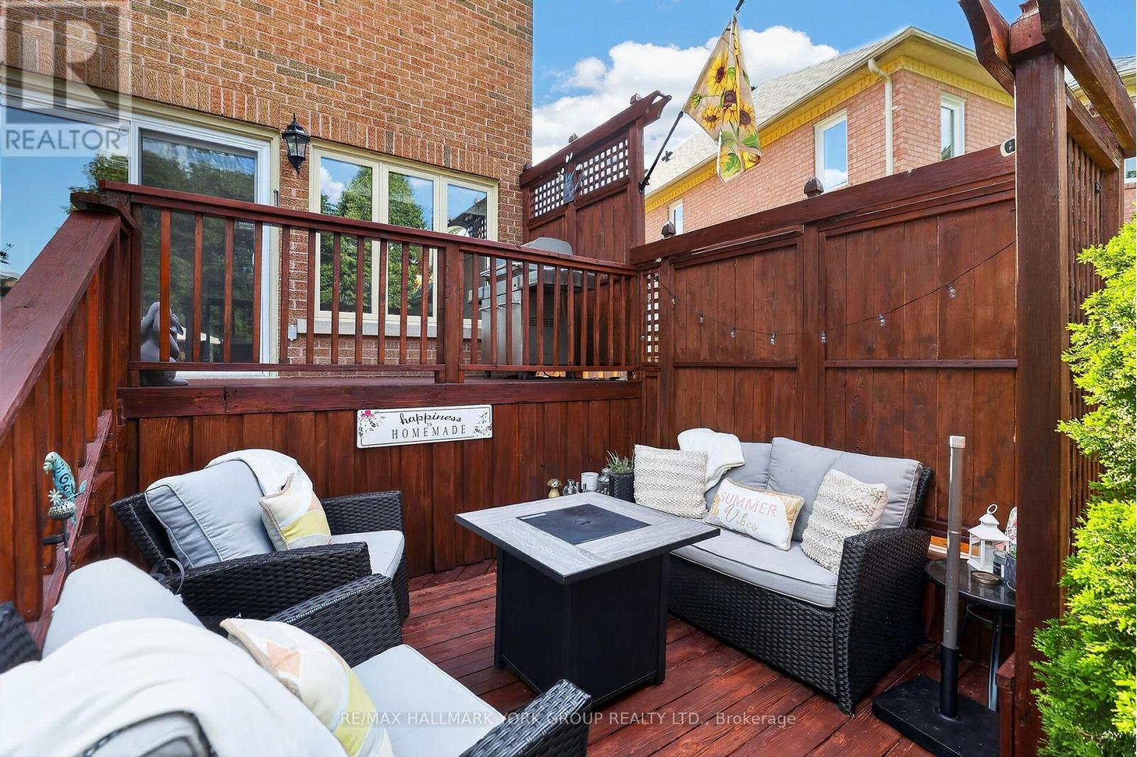 669 KINGSMERE AVENUE - 20