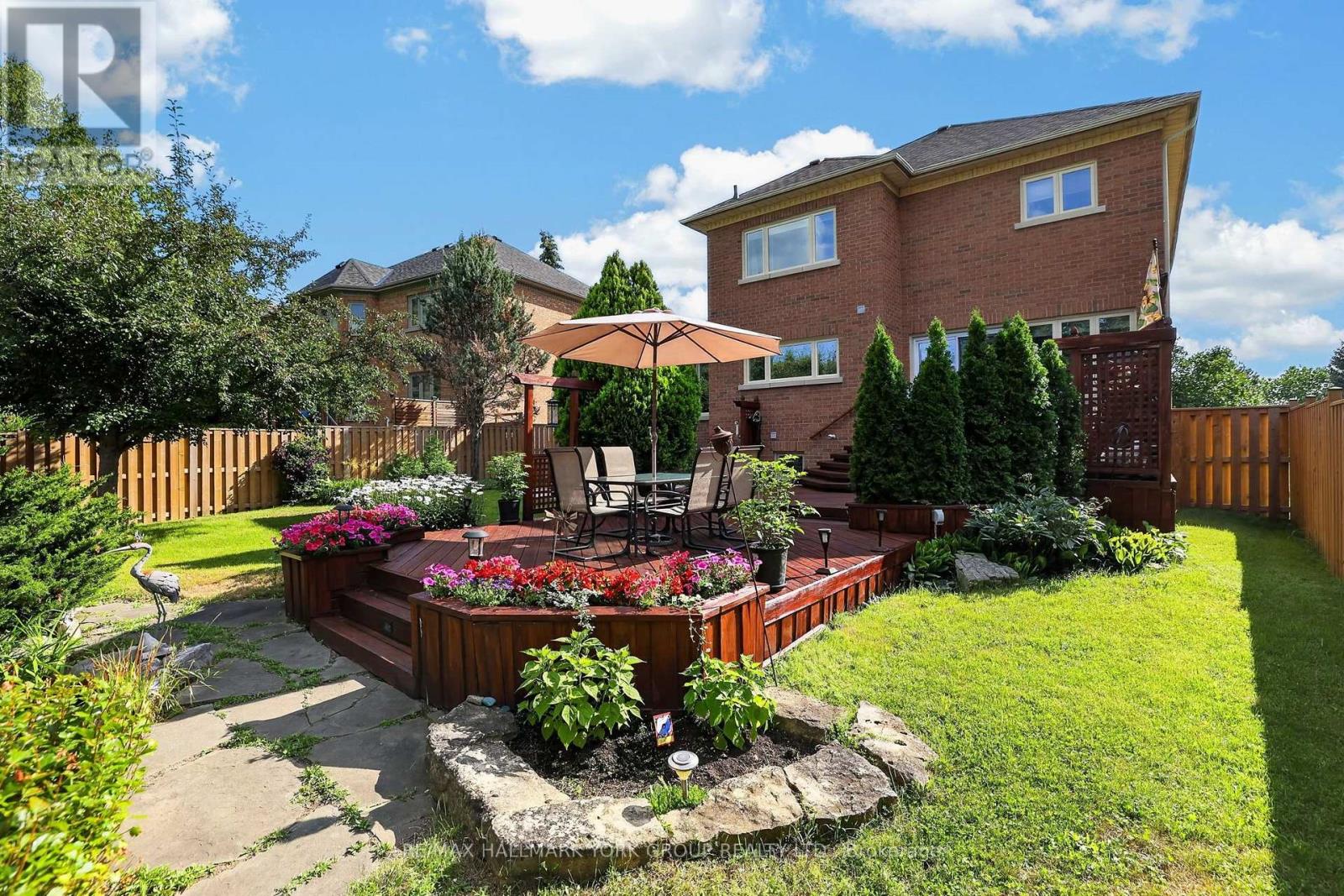 669 KINGSMERE AVENUE - 21