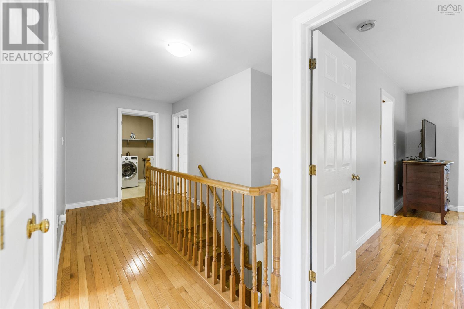 111 St George Boulevard - 29