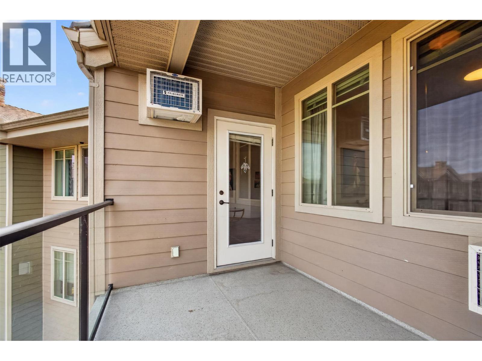 #401 3739 Casorso Road - 13