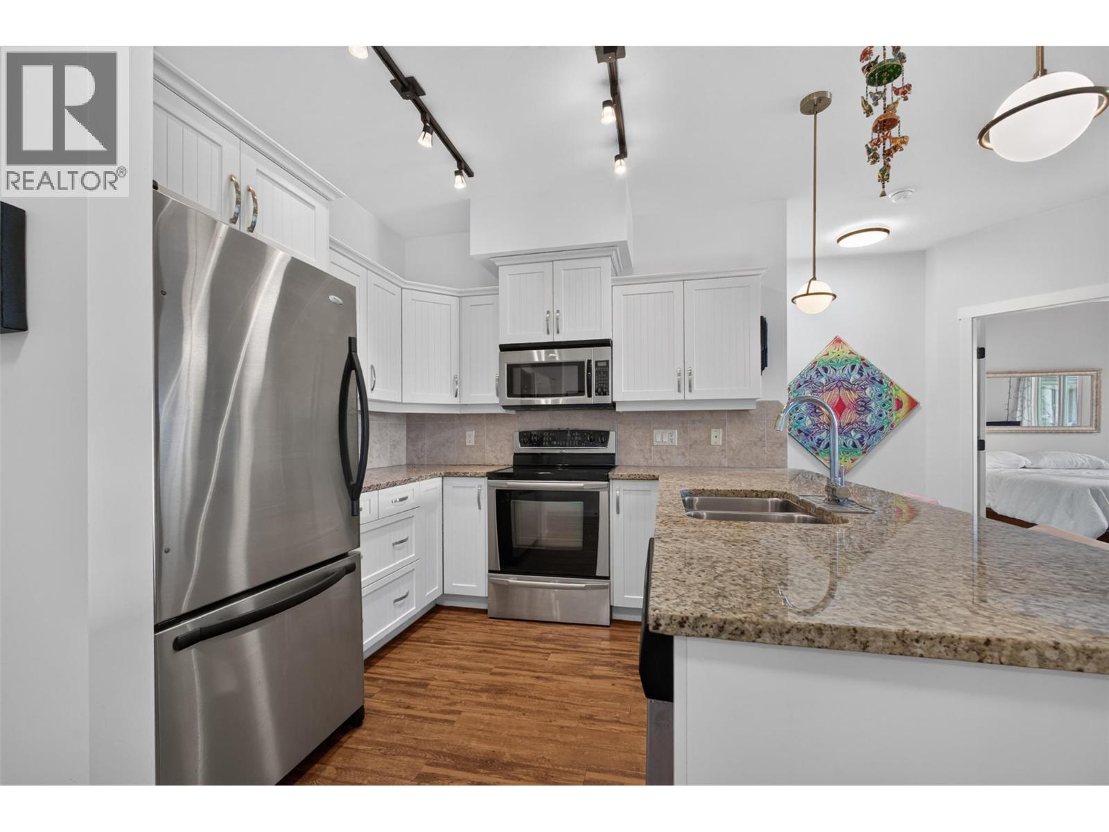 #401 3739 Casorso Road - 2