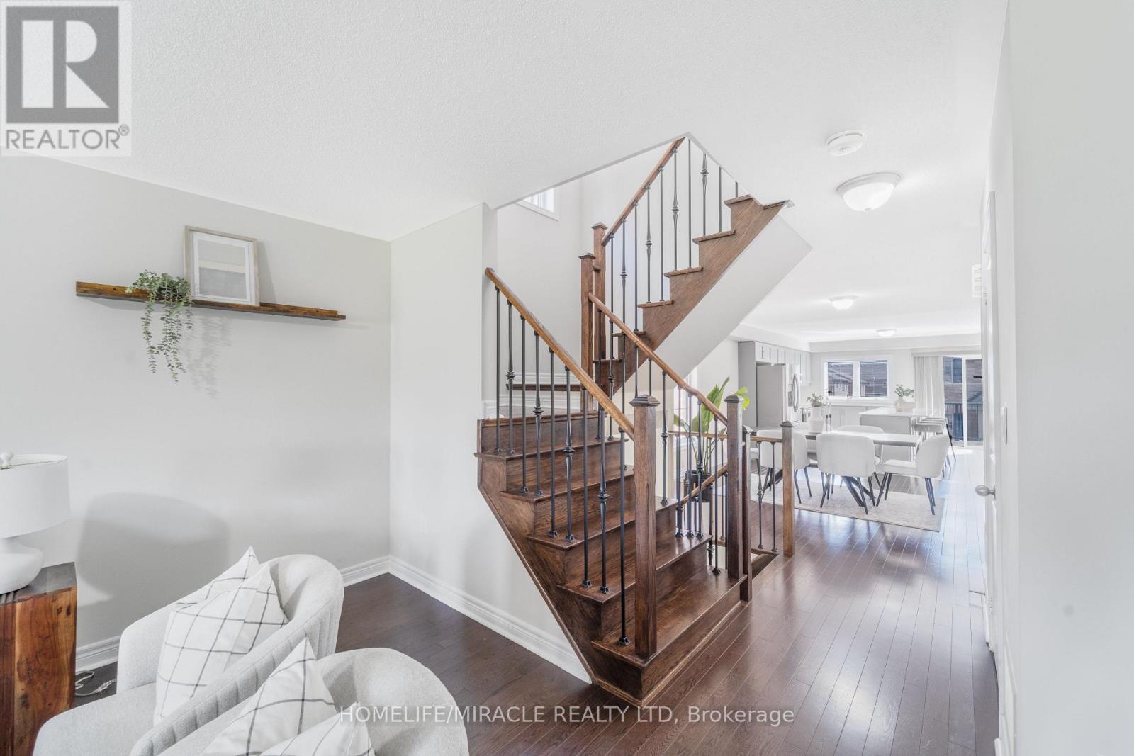 11 FINEGAN CIRCLE - Image 12