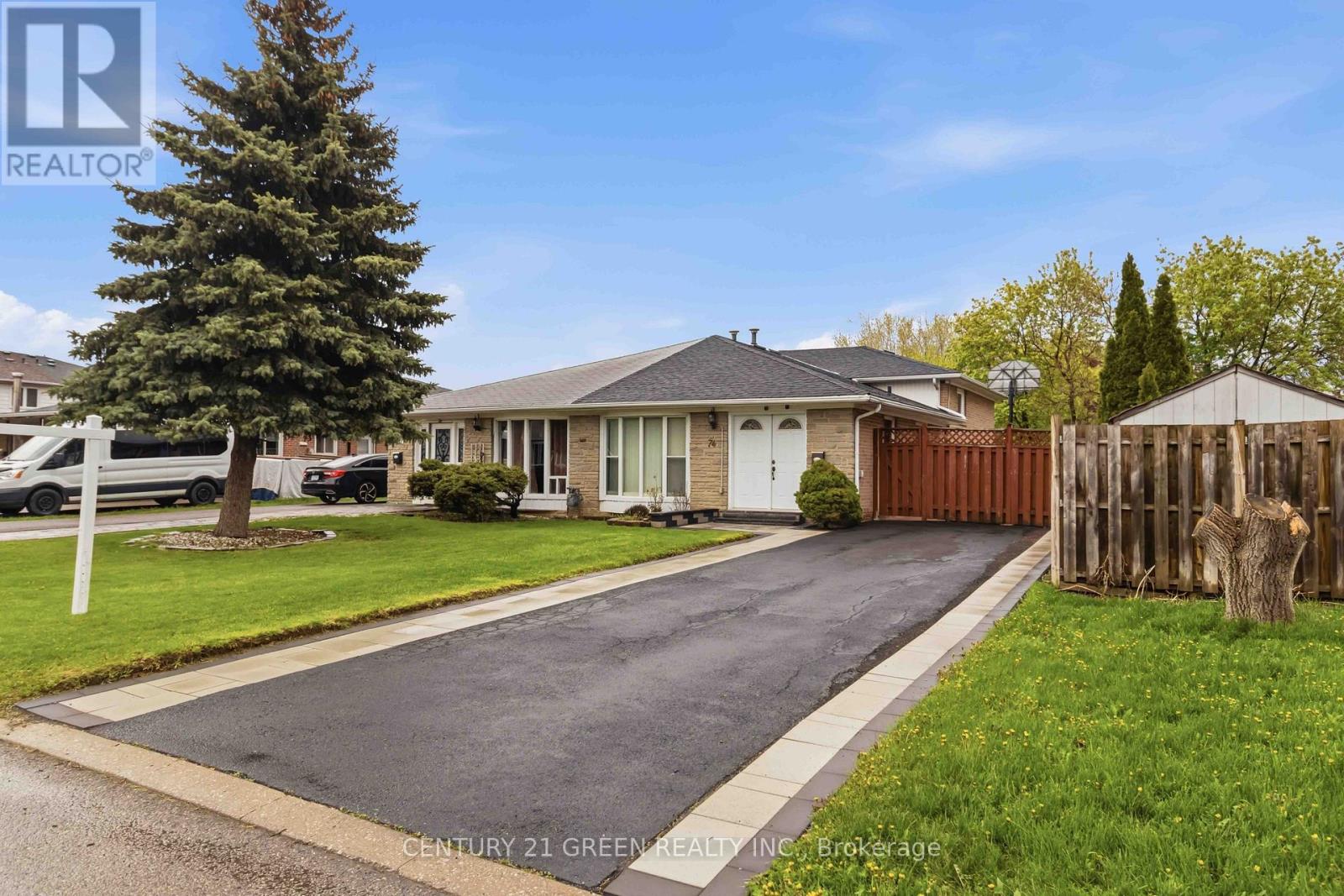 74 DAVENPORT CRESCENT - 2