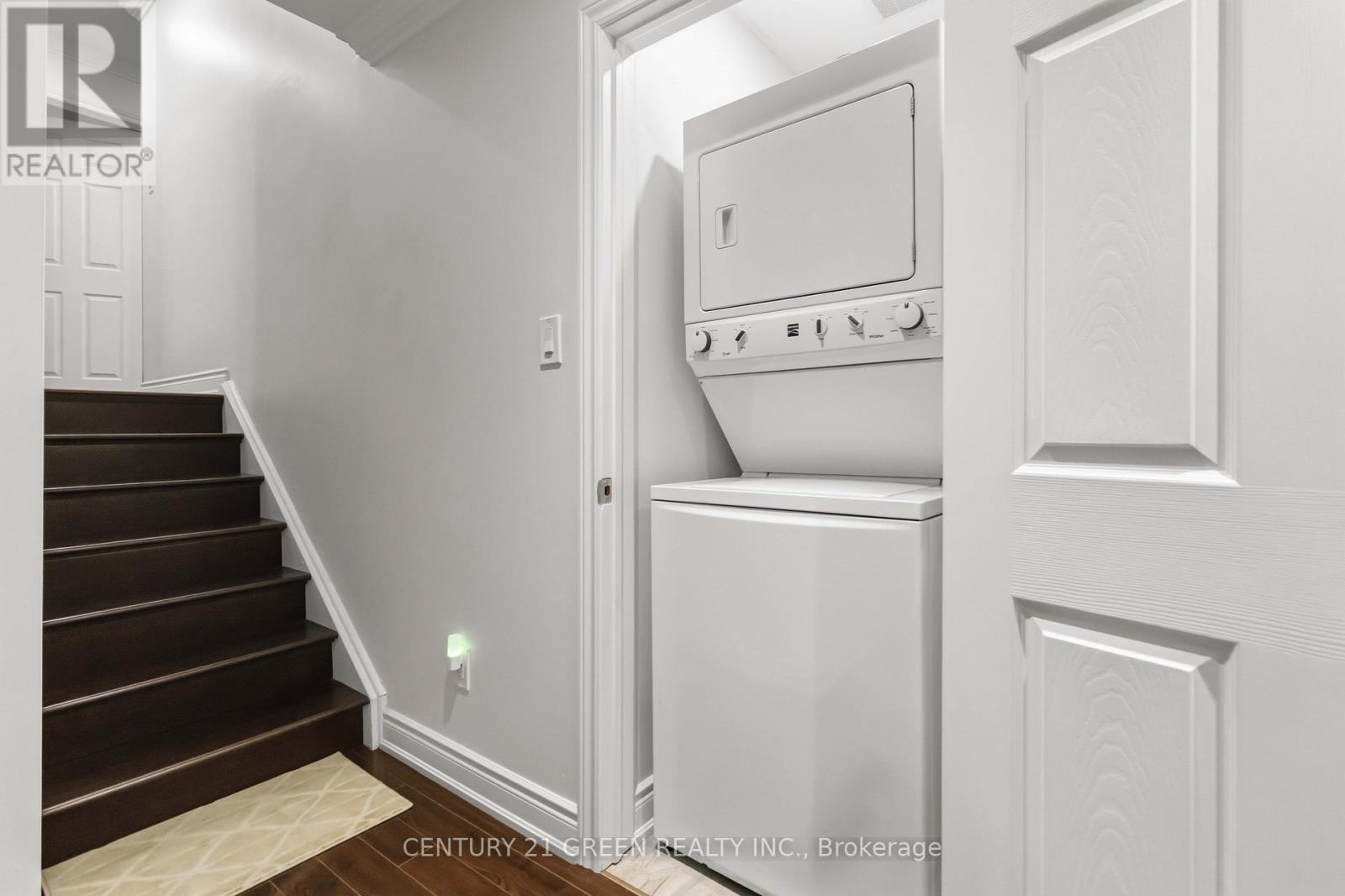 74 DAVENPORT CRESCENT - 20