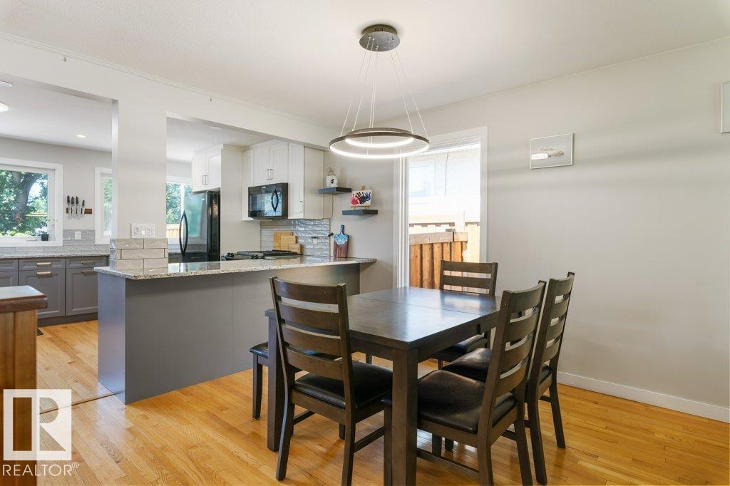 22 BURNHAM AV - Image 12