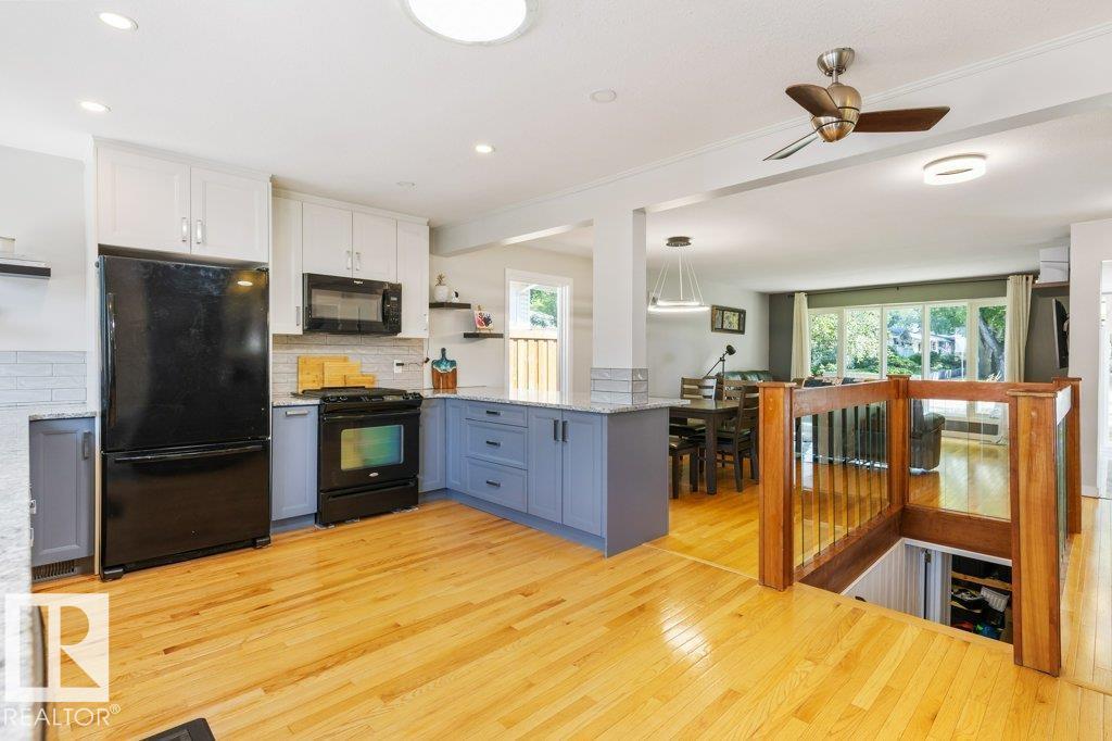 22 BURNHAM AV - Image 17