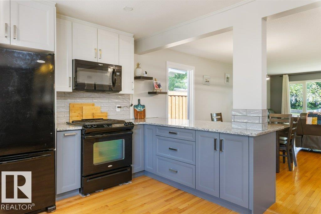 22 BURNHAM AV - Image 18
