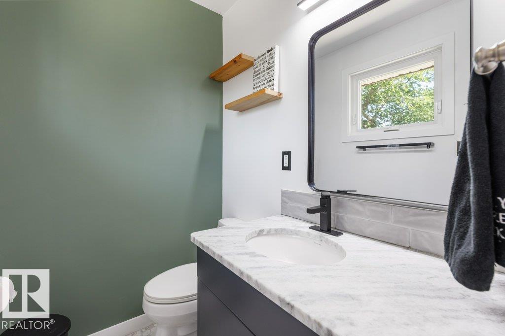 22 BURNHAM AV - Image 27