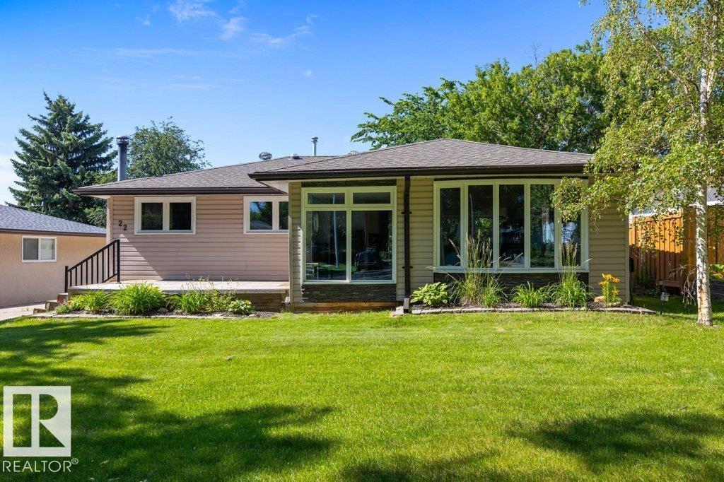22 BURNHAM AV, Braeside, St. Albert photo 3