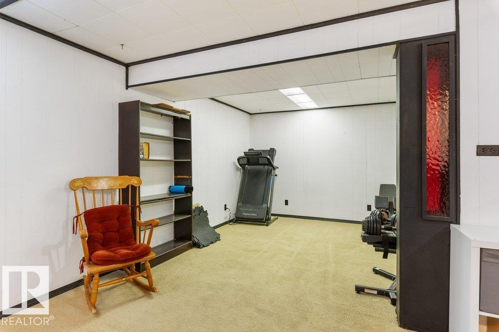 22 BURNHAM AV - Image 31