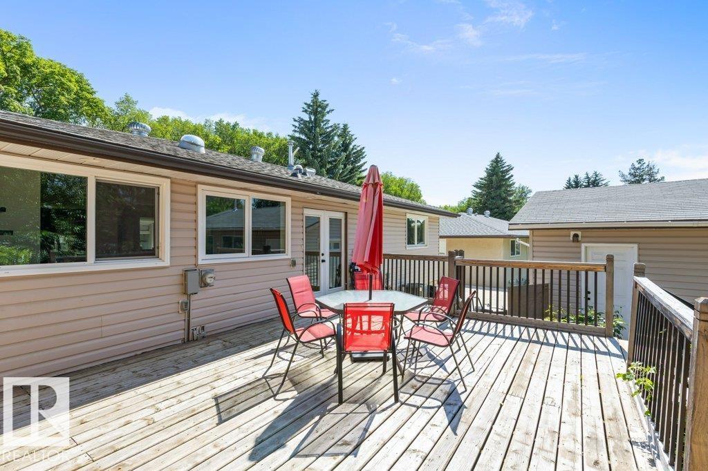 22 BURNHAM AV - Image 43