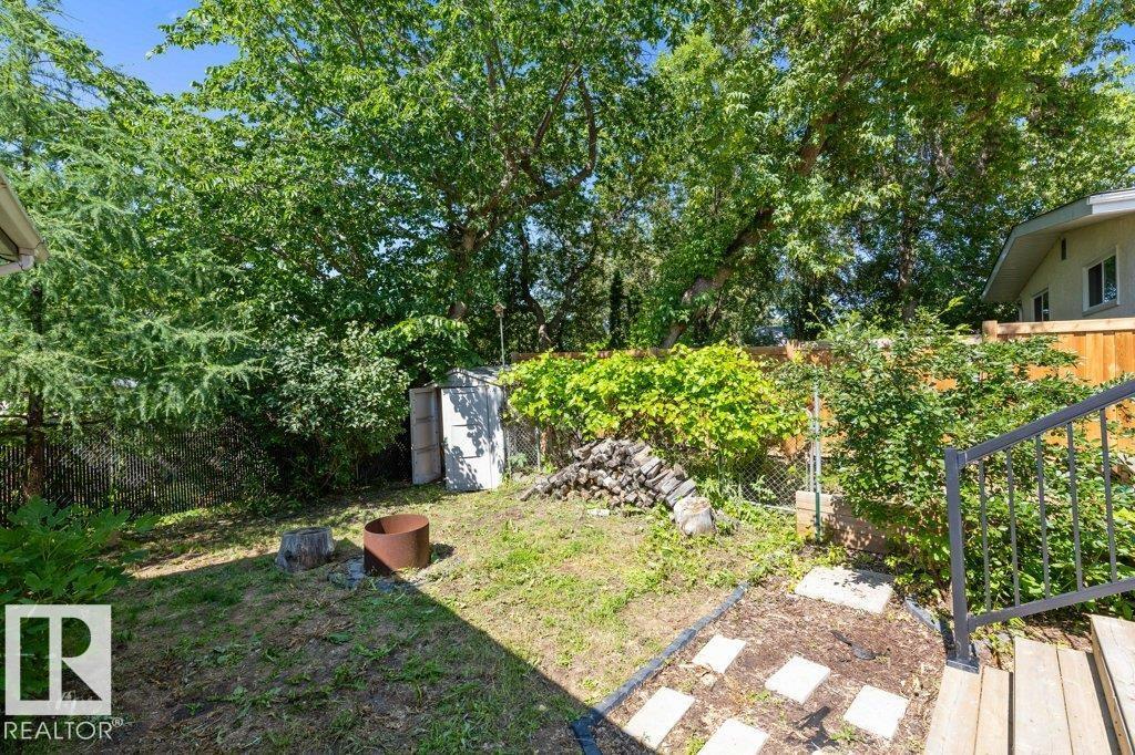 22 BURNHAM AV - Image 46