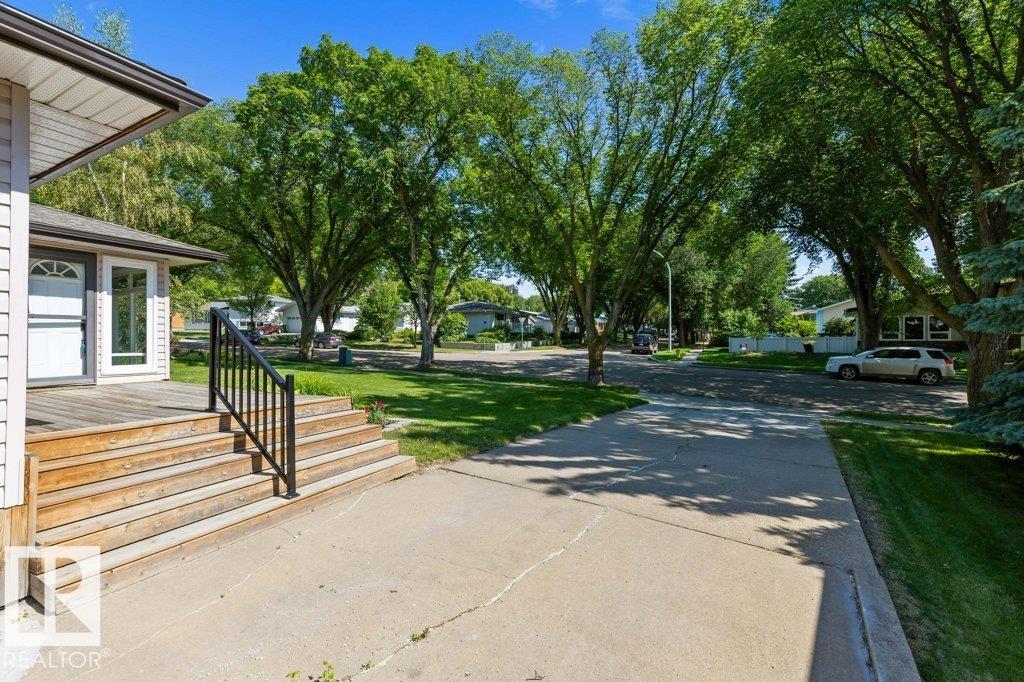 22 BURNHAM AV - Image 49