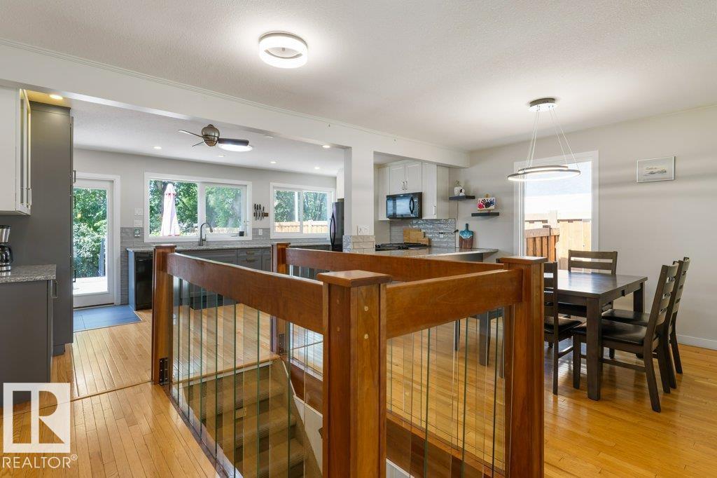 22 BURNHAM AV - Image 8