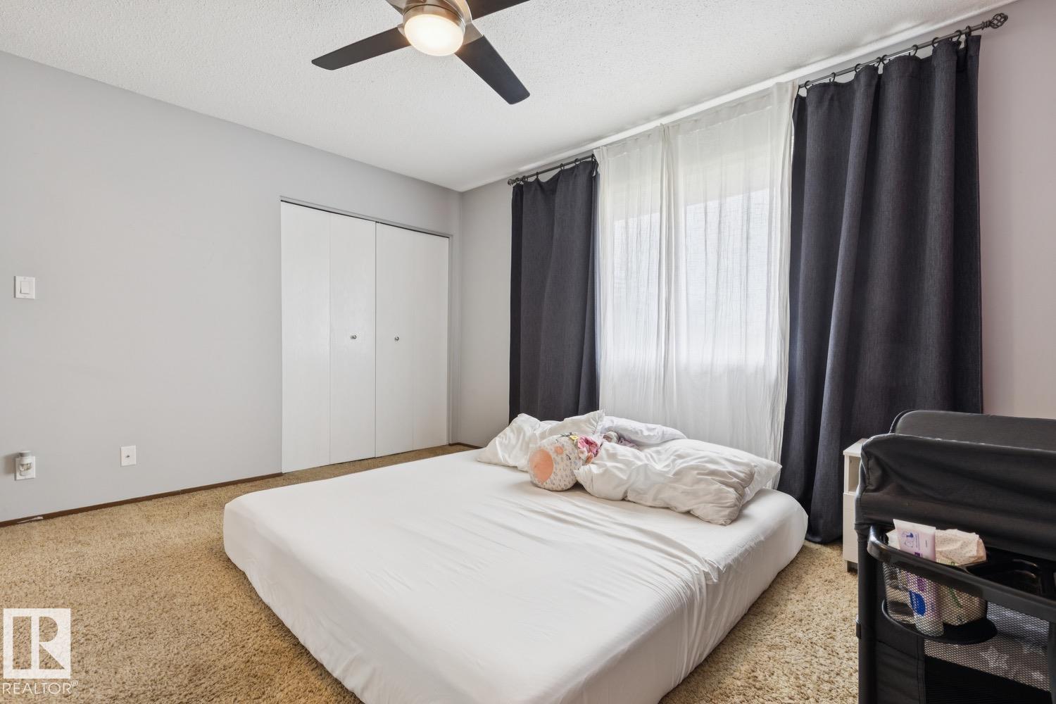 11421 22 AV NW - 18