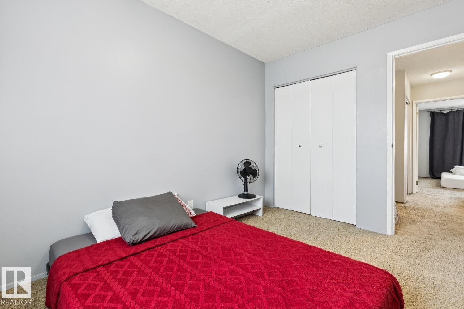 11421 22 AV NW - 20