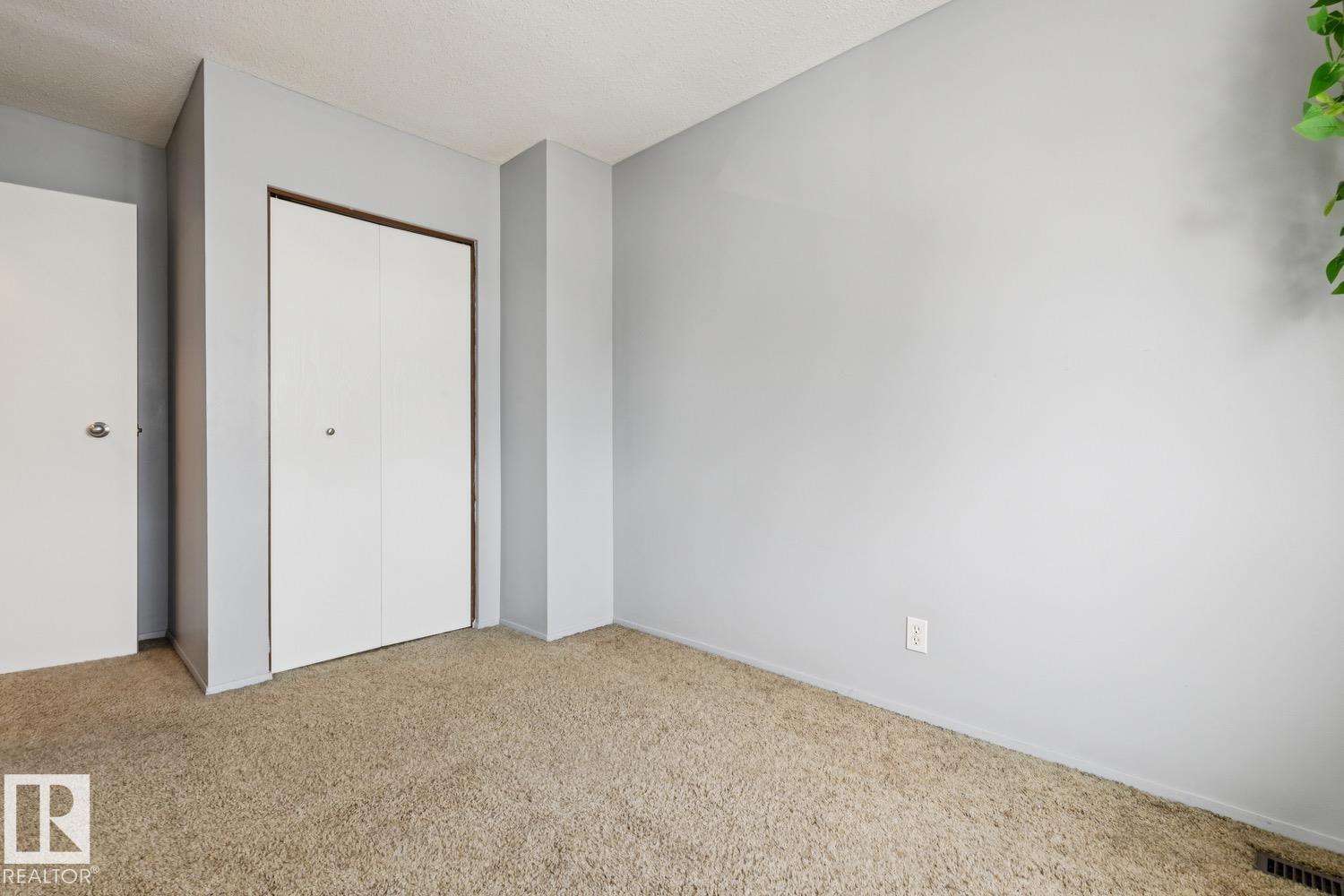 11421 22 AV NW - Image 24