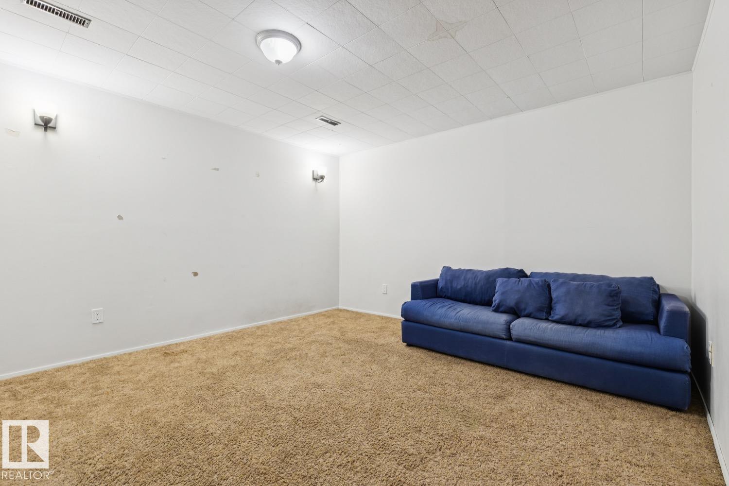 11421 22 AV NW - 27