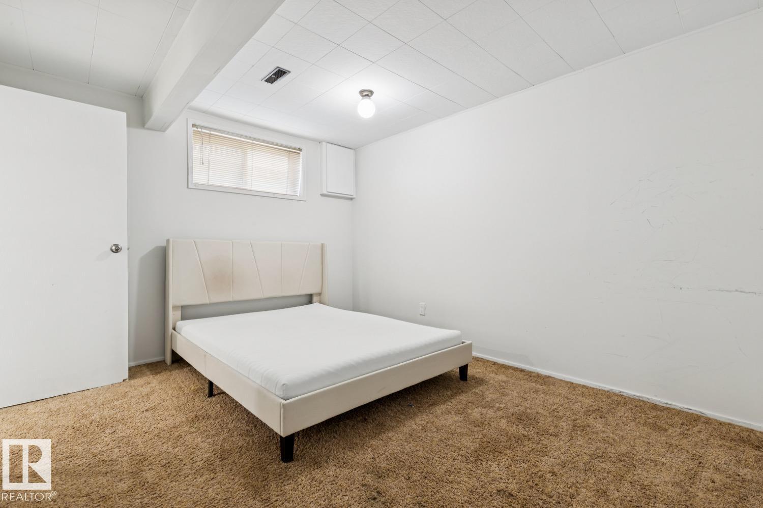 11421 22 AV NW - 28