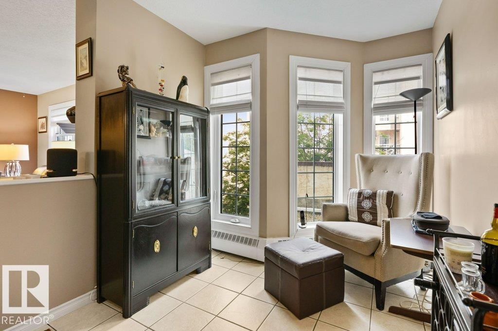 #307 3 PERRON ST - 12
