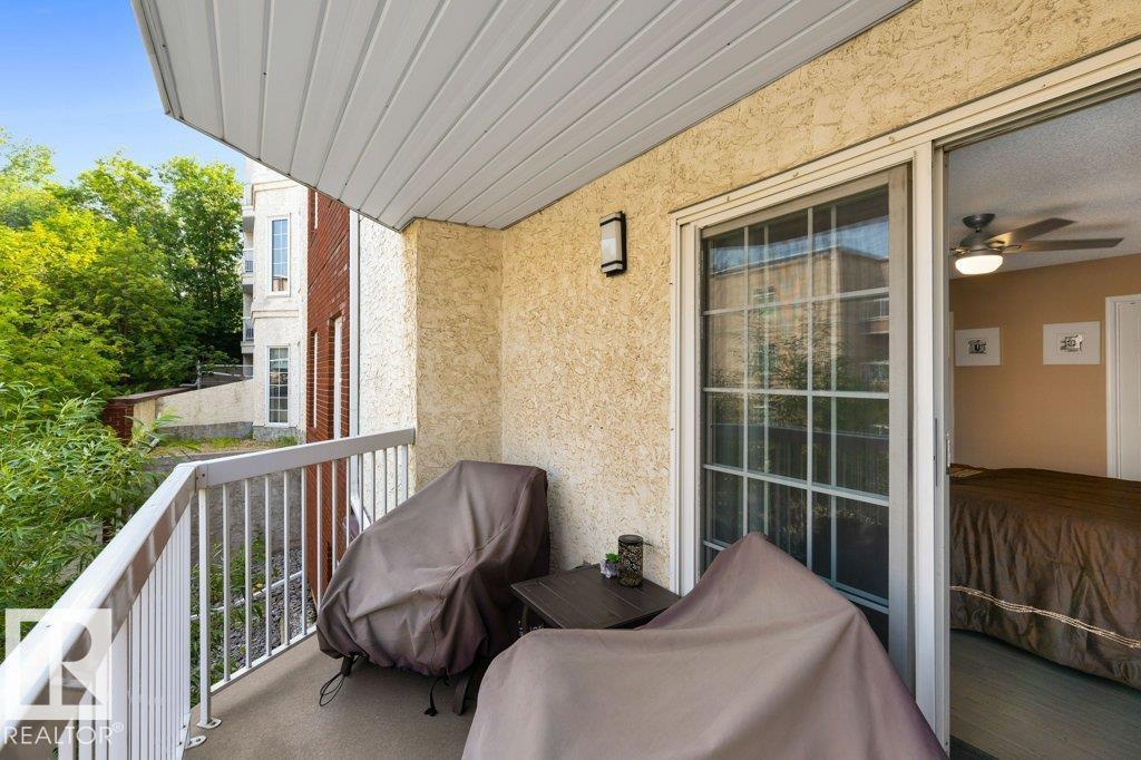 #307 3 PERRON ST - 23