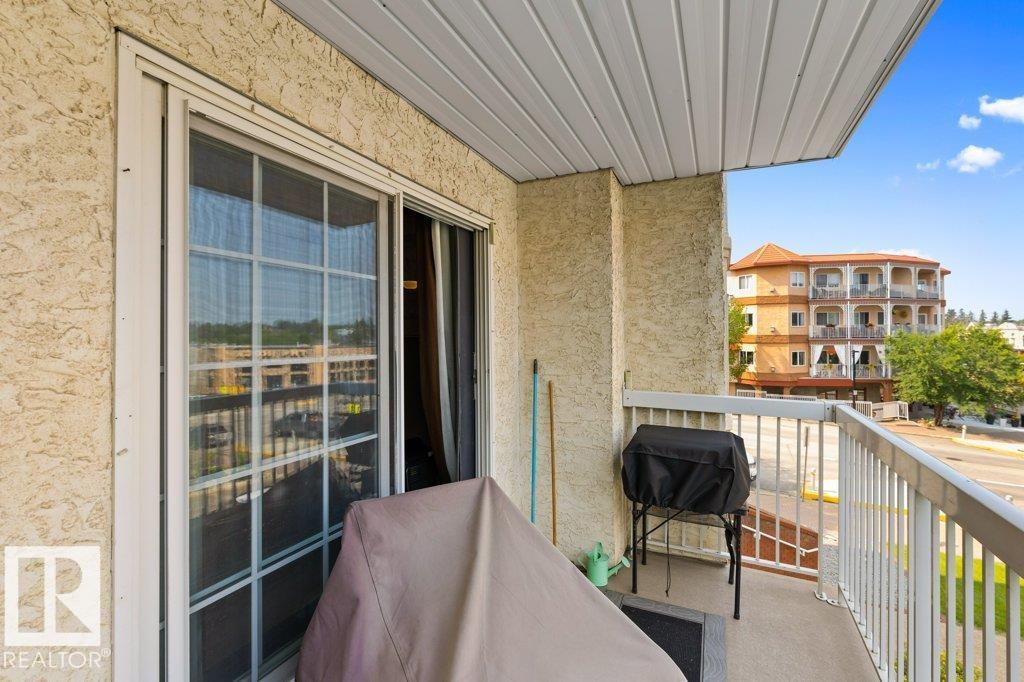 #307 3 PERRON ST - 24