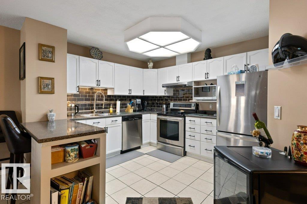 #307 3 PERRON ST - 8