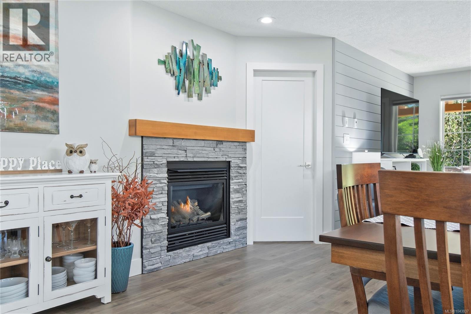 824 Marguerite Rd - 10