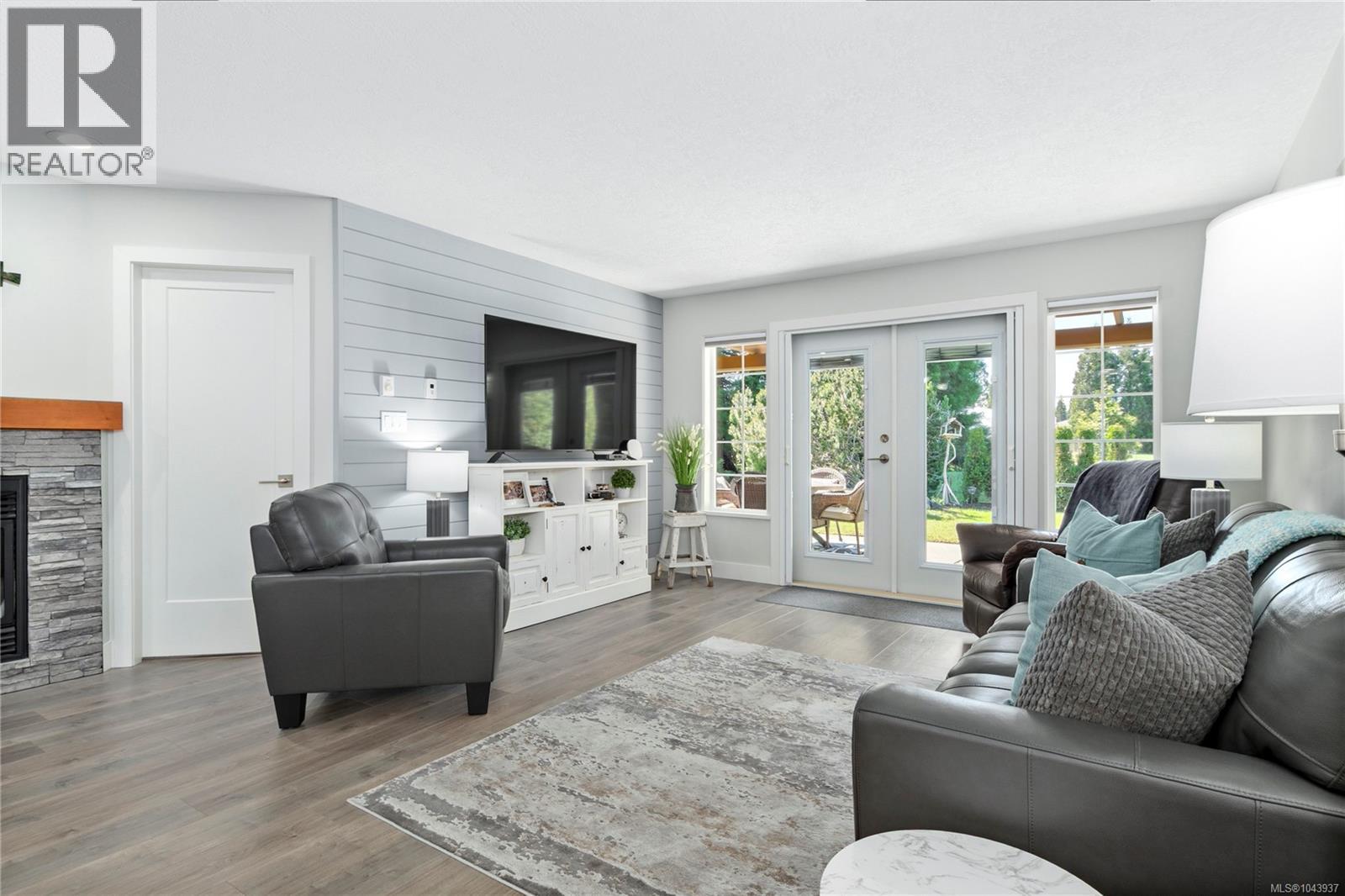 824 Marguerite Rd - 11