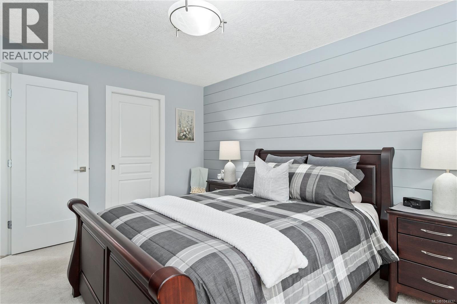 824 Marguerite Rd - 16