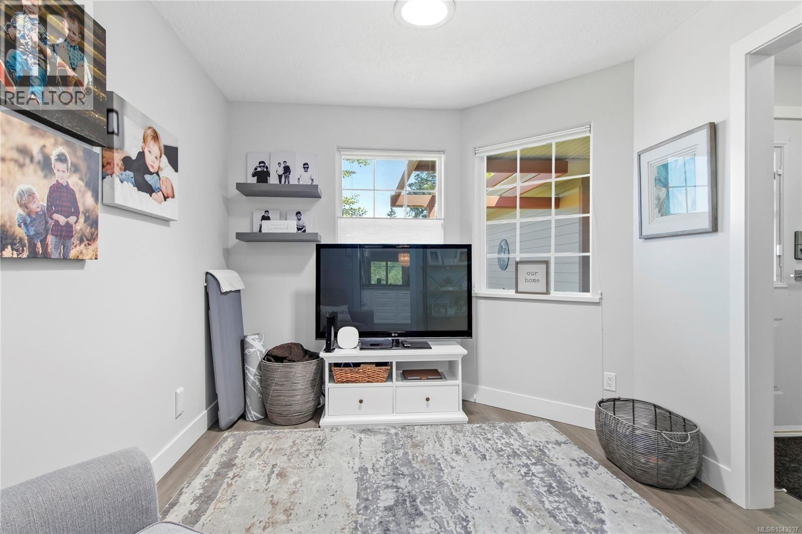 824 Marguerite Rd - 25