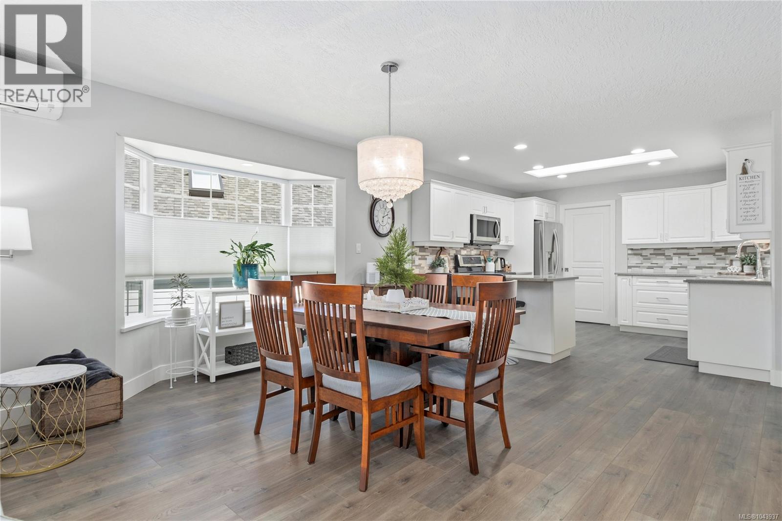 824 Marguerite Rd - 9