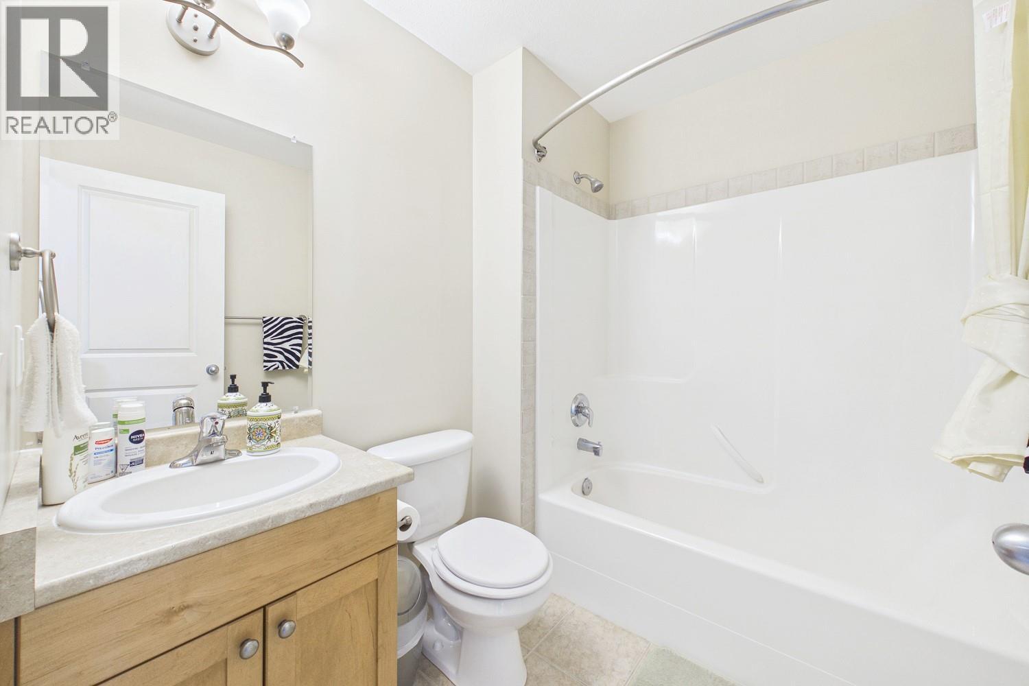 #108 456 McPhee Street - 29