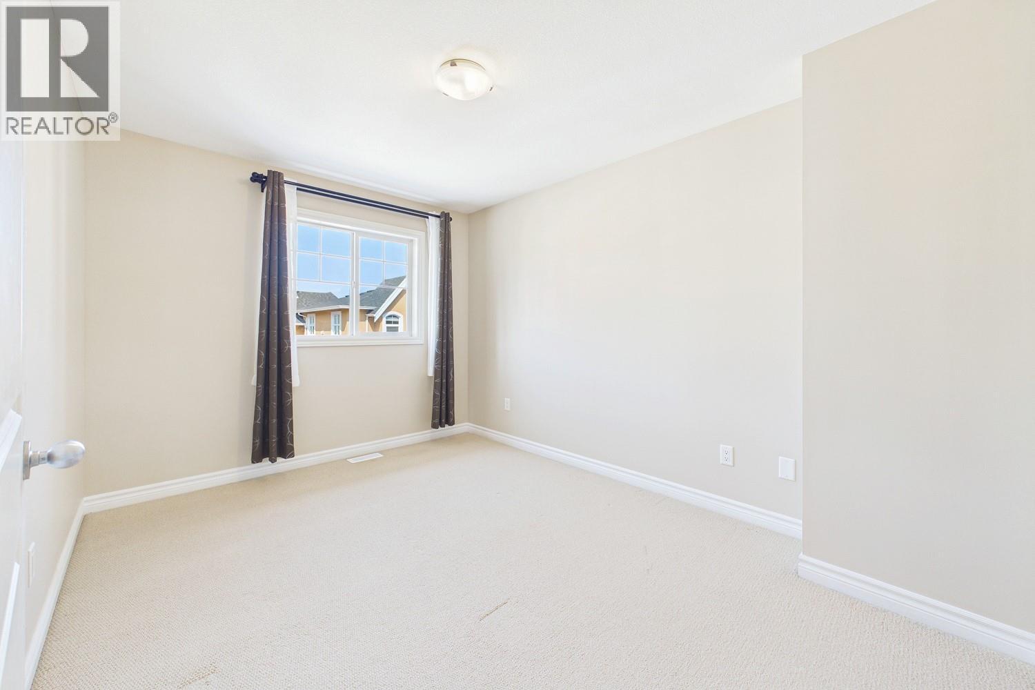 #108 456 McPhee Street - 23