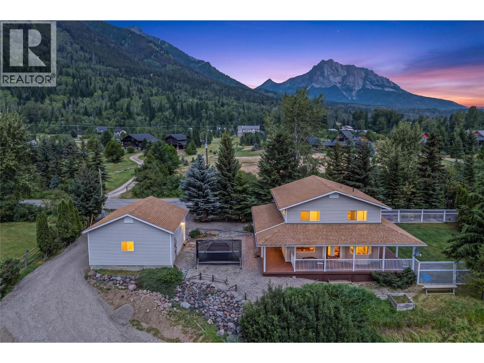 6152 Cunliffe Road - 1