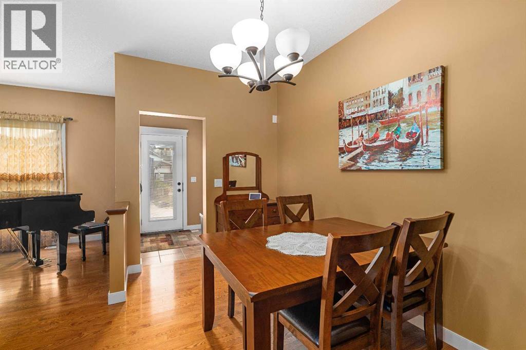 2478 Ravenswood View SE - 8