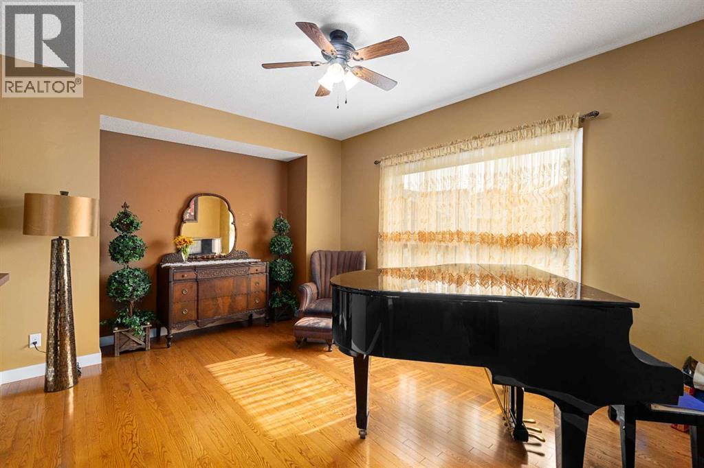 2478 Ravenswood View SE - 6