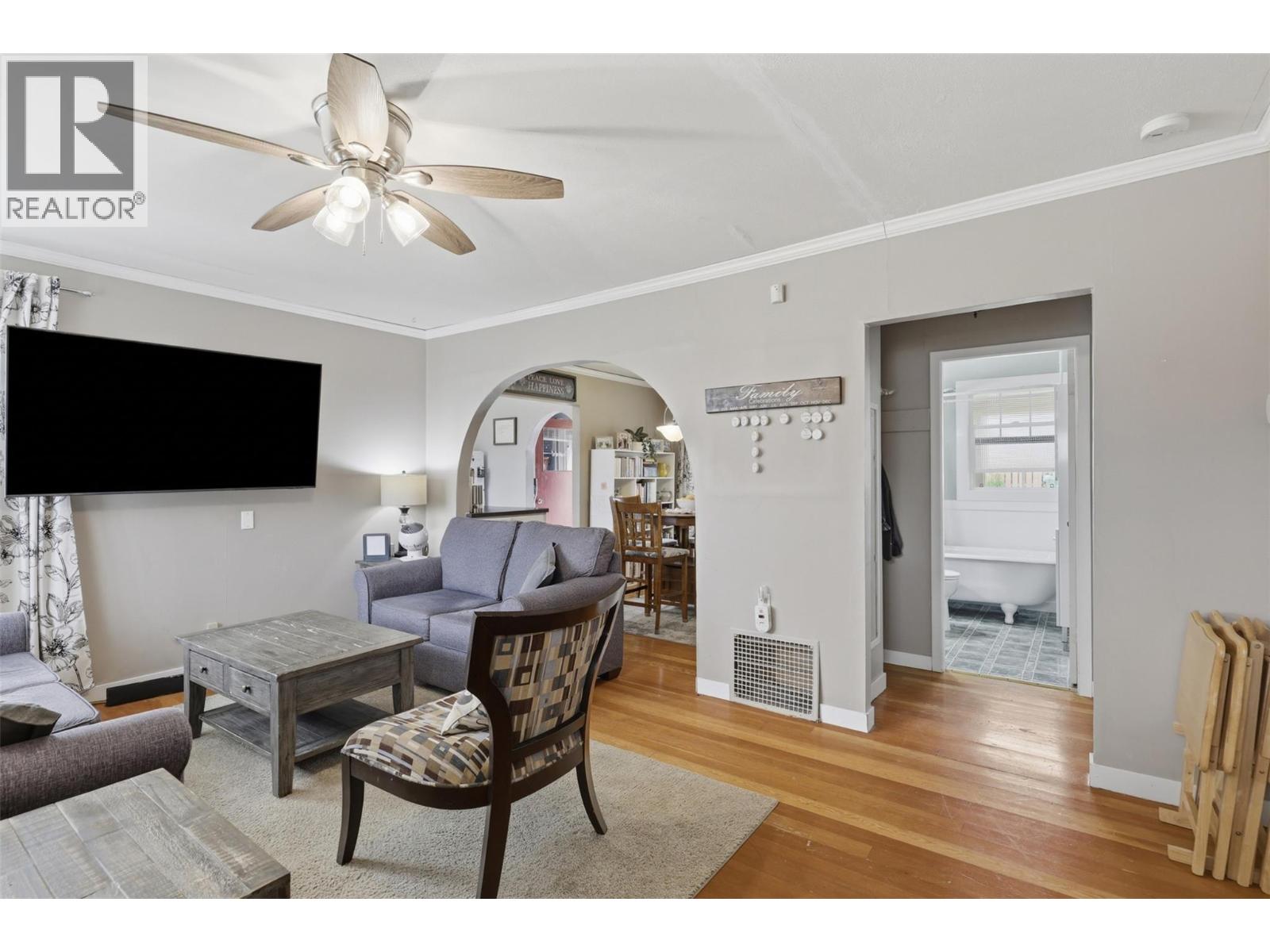 1233 Pine Street - 5
