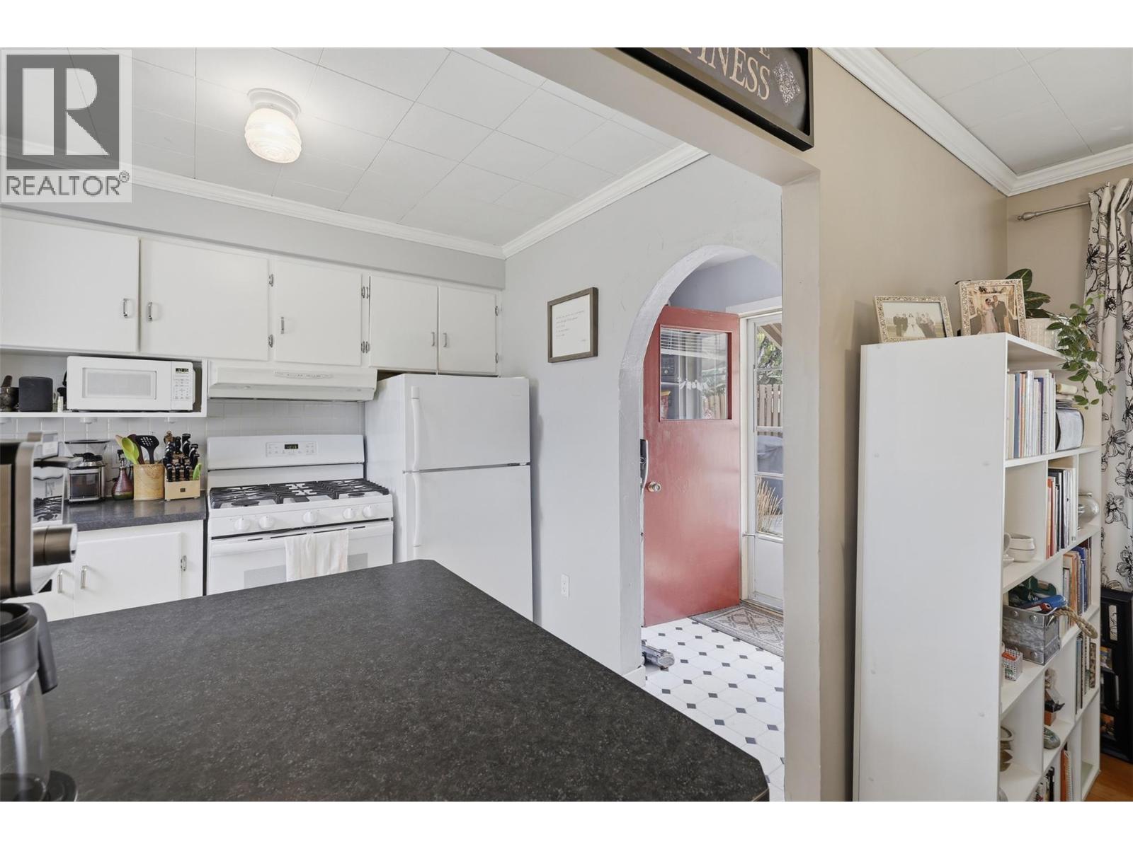 1233 Pine Street - 10
