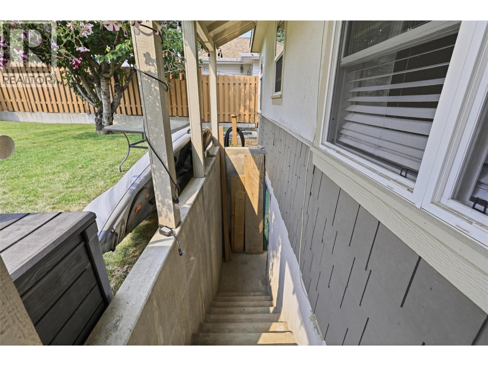 1233 Pine Street - 28