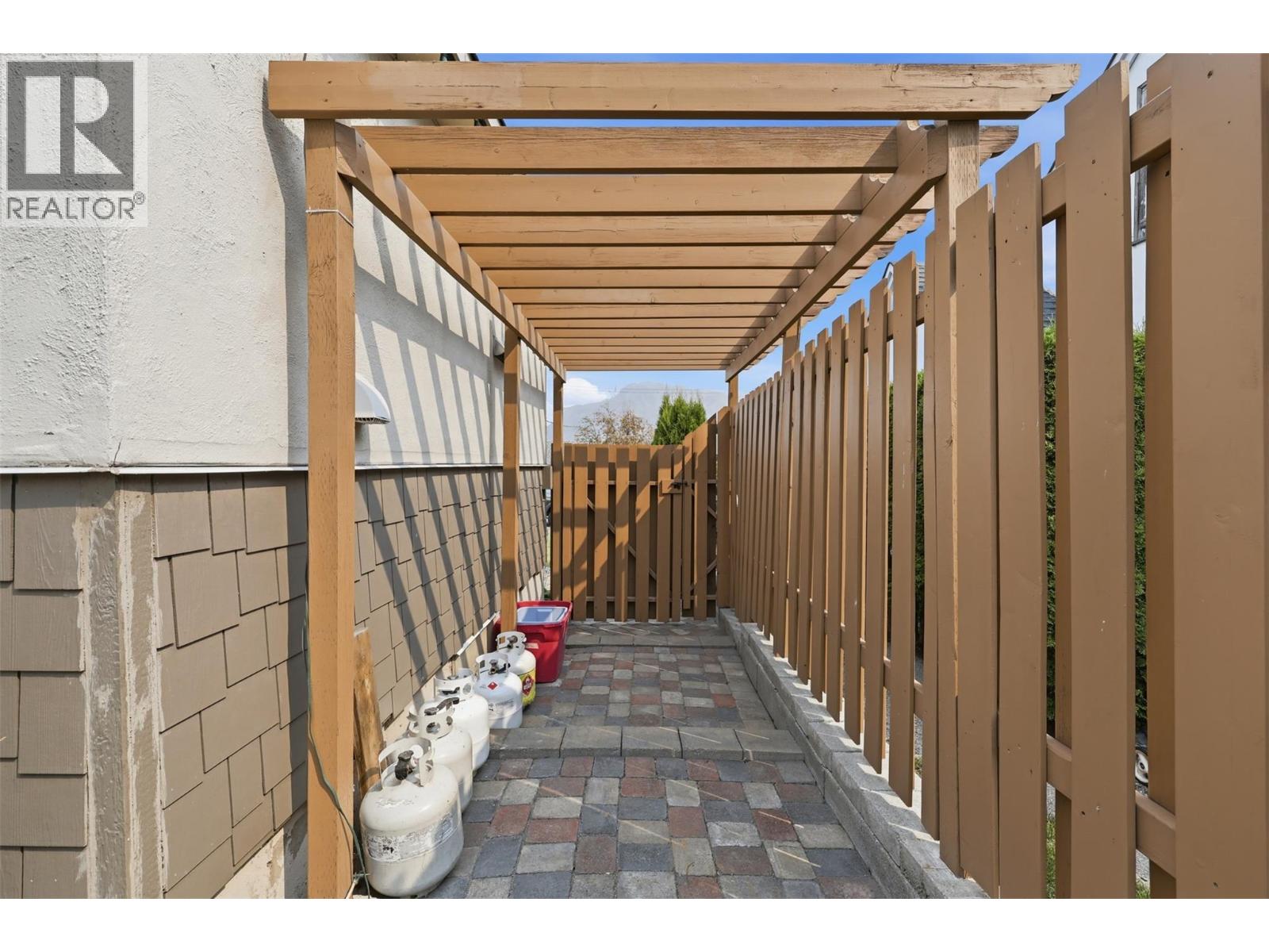 1233 Pine Street - 37