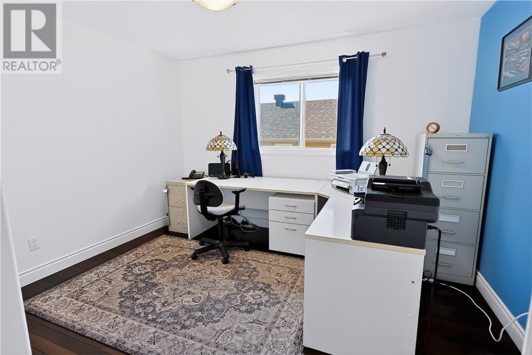 82 Equinox - Image 26