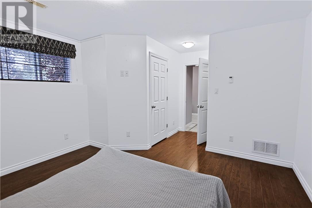 82 Equinox - Image 34