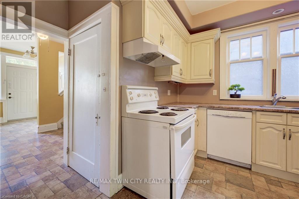 59 WEST AVENUE - Image 10