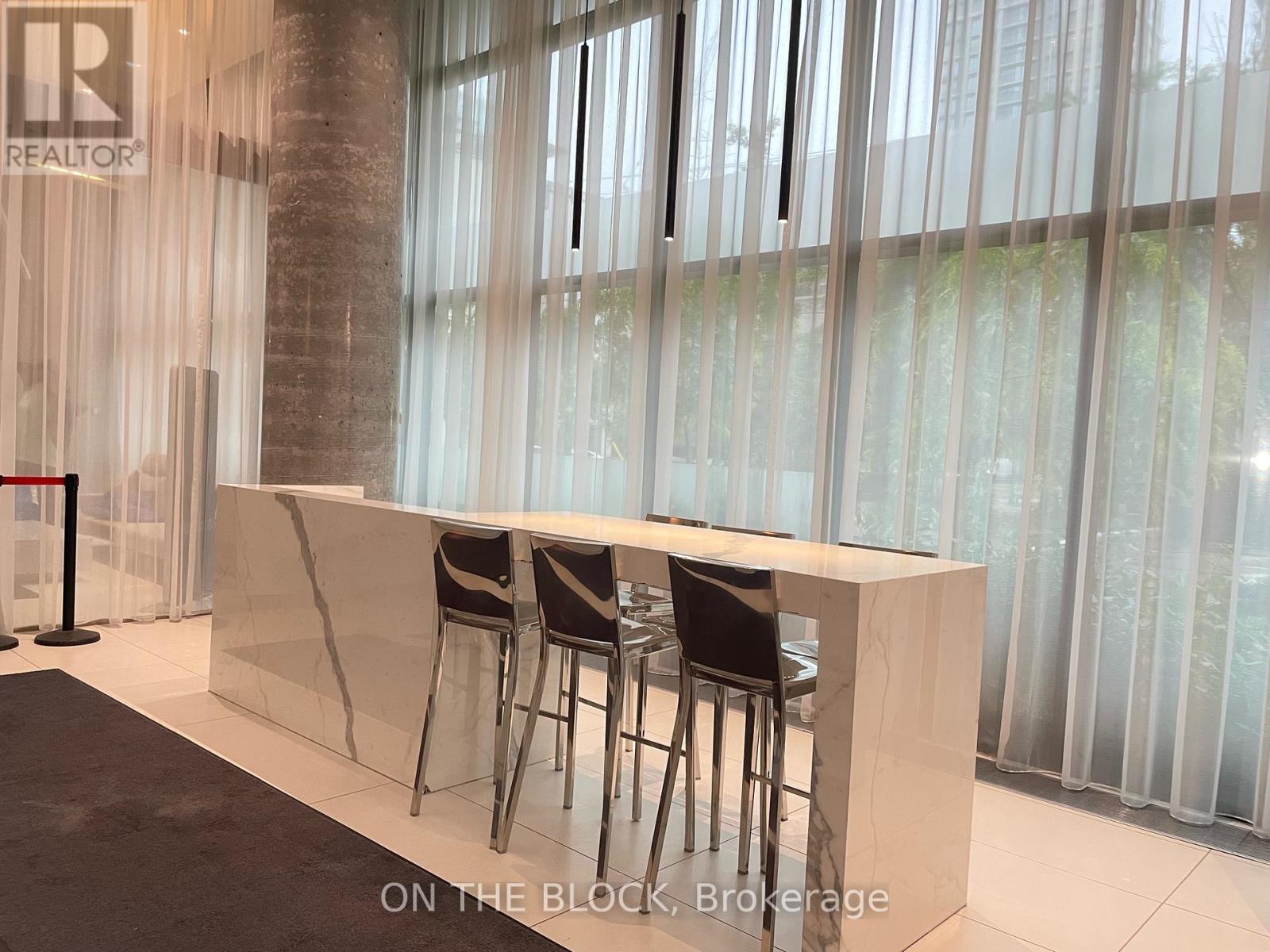 #509 185 ROEHAMPTON AVENUE - 20