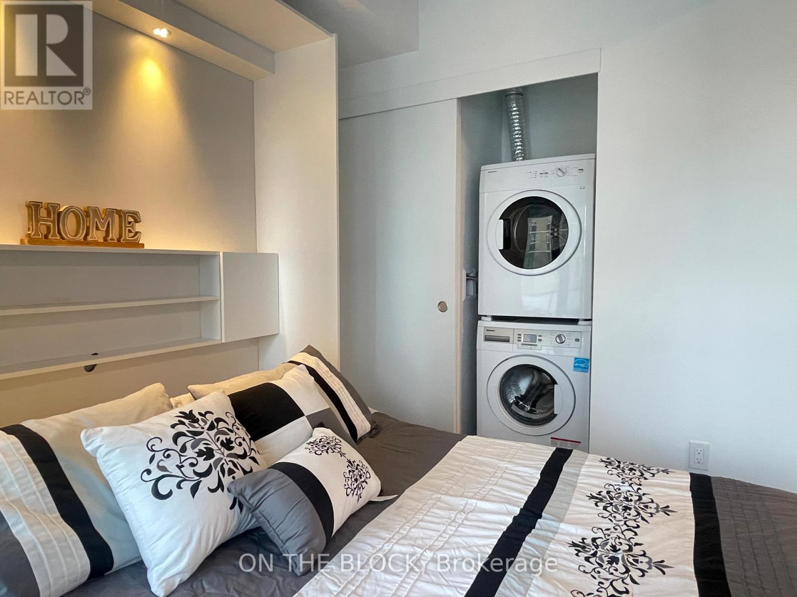 #509 185 ROEHAMPTON AVENUE - 10